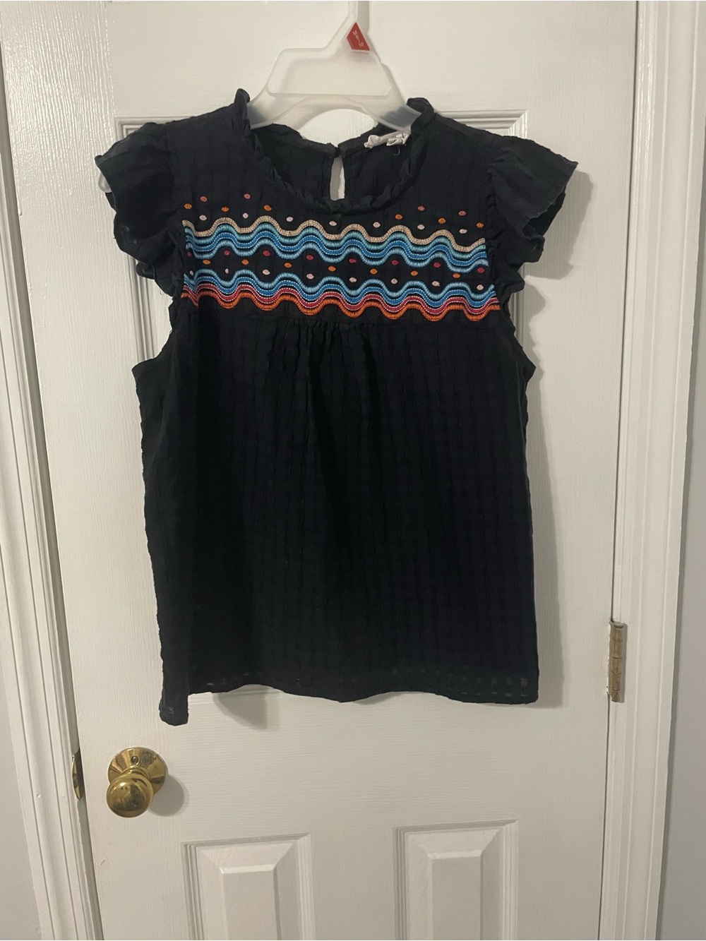 THML Black Embroidered Wave-Trim Cap Sleeve Top Size Medium